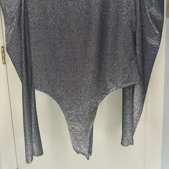 Bershka Shimmer Bodysuit - Picture 4 of 6
